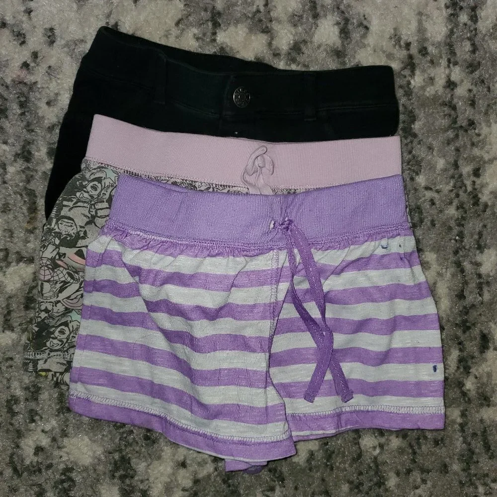 Girls Set of 4 Shorts~~ M (6/7/8)